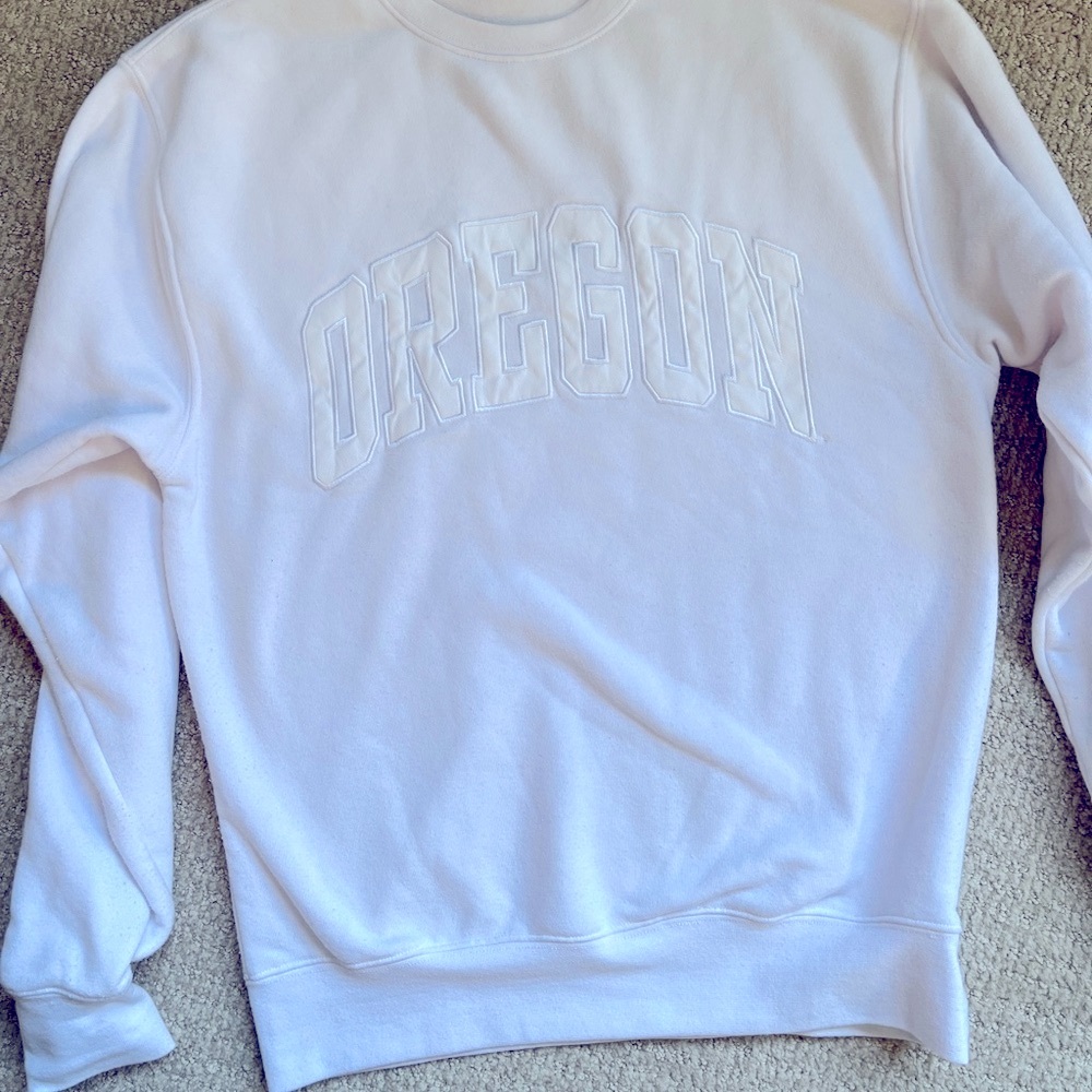 Pure white Oregon Ducks crewneck XS